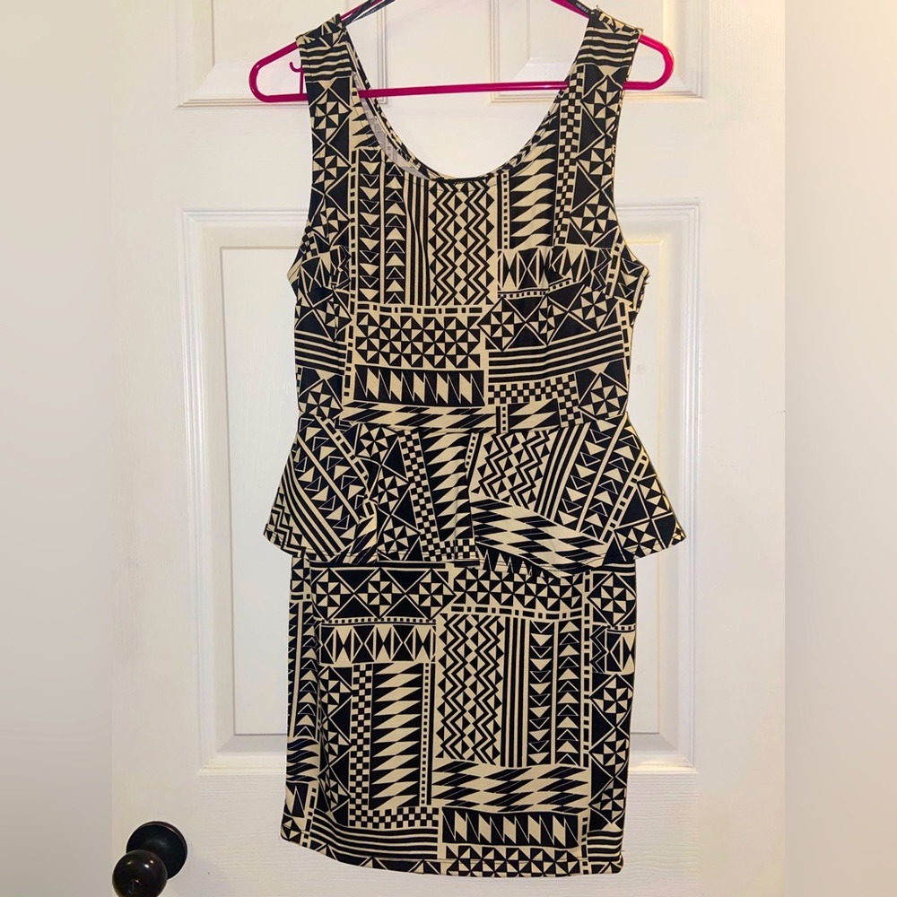 Forever21 Geometric Peplum Dress